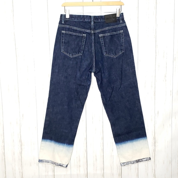 Calvin Kline Jeans Bleach Dipped Fray Hem Crop - Picture 5 of 9